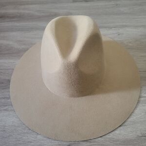 Gigi Pip Emma Wide Brim Fedora Hat - Tan, Sz M/L 59
